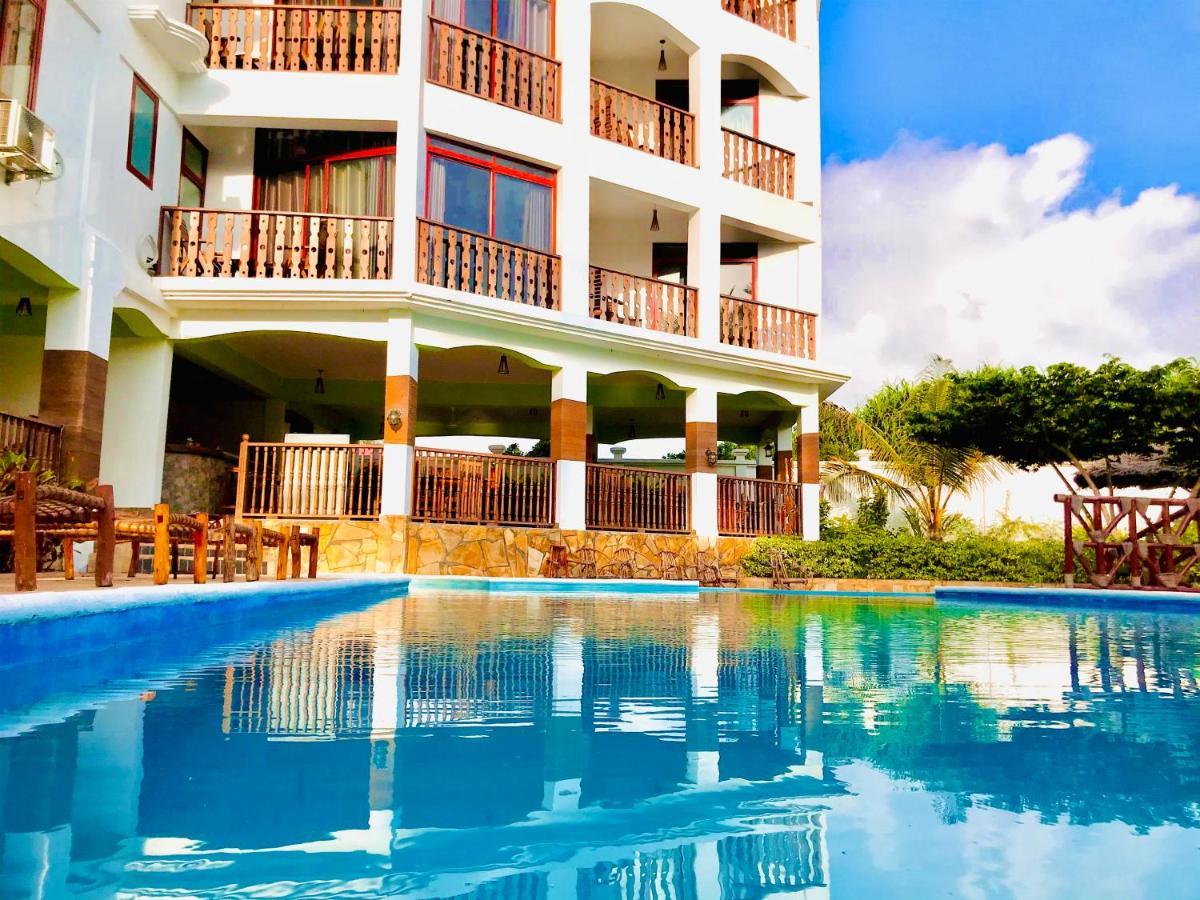 Zanoceanique Hotell 3*