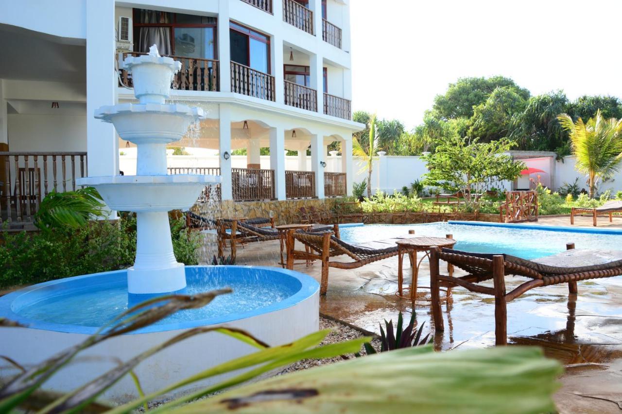 Hotell Zanoceanique 3*