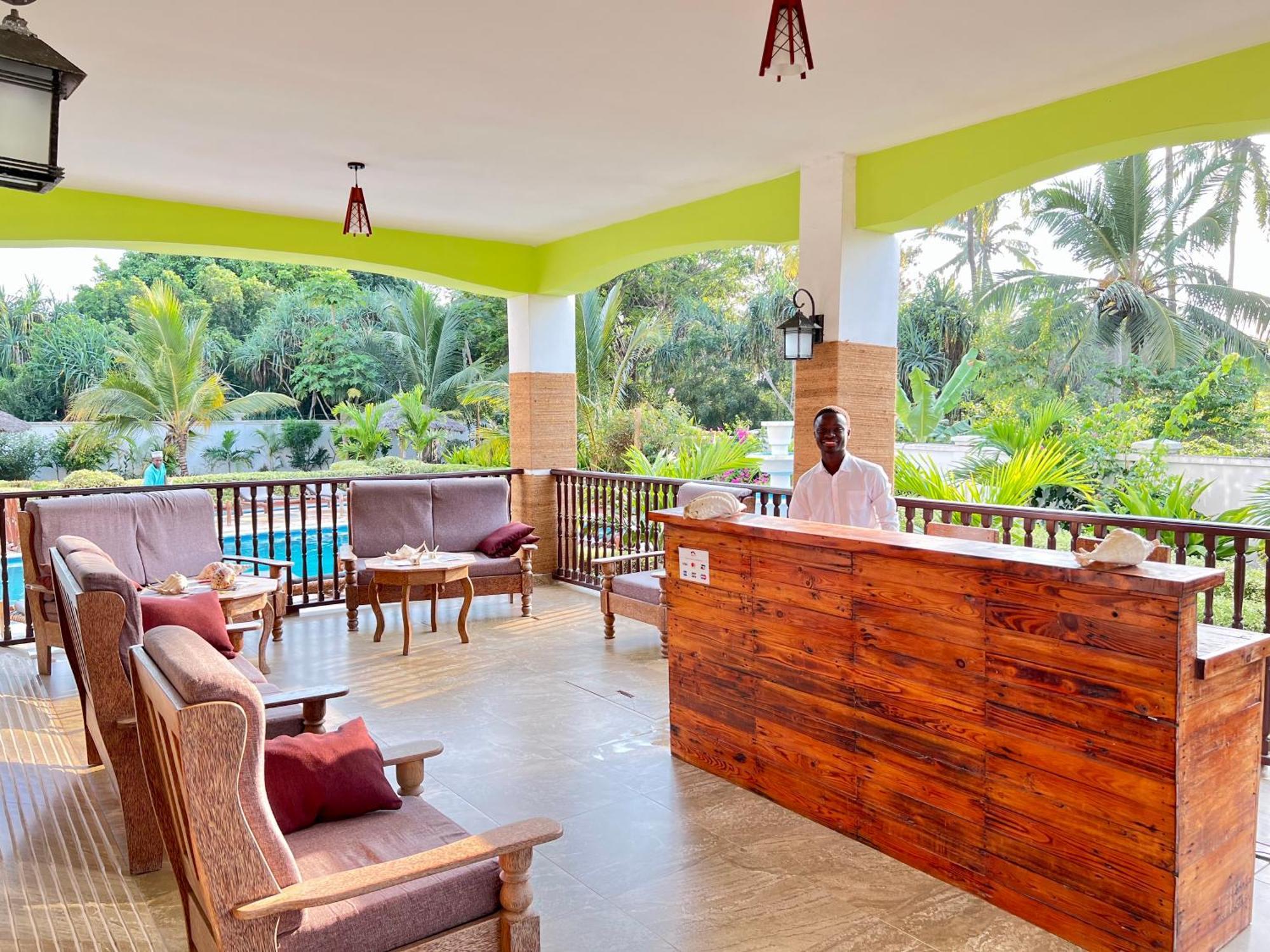 Hotell Zanoceanique 3*